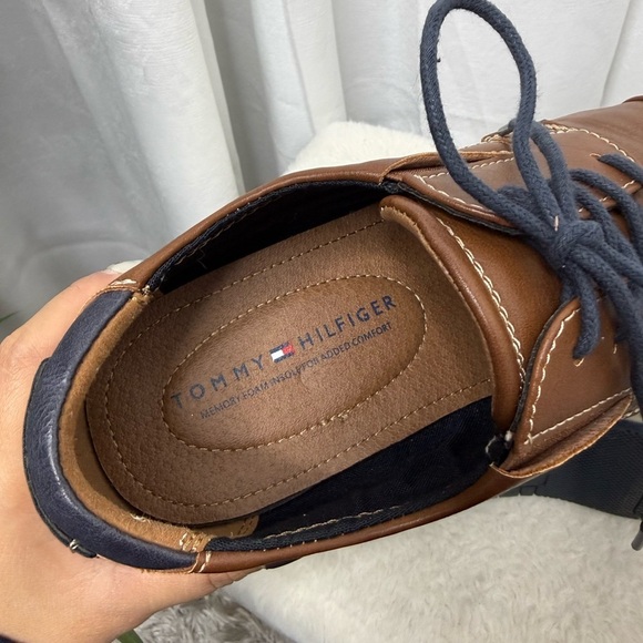 Tommy Hilfiger Men’s Urban Casual Oxford Shoes in Cognac & Navy Sz US 8 main image 13